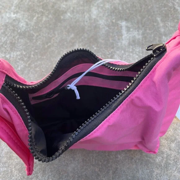 NWT BAGGU Mini Nylon Shoulder Bag in Azalea Pink - Picture 5 of 6